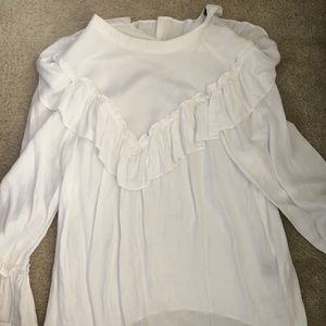 Beautiful and elegant white long sleeve shirt.